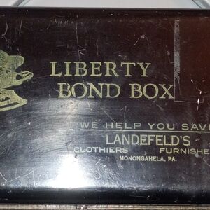 Liberty Bond Box with Gold Text